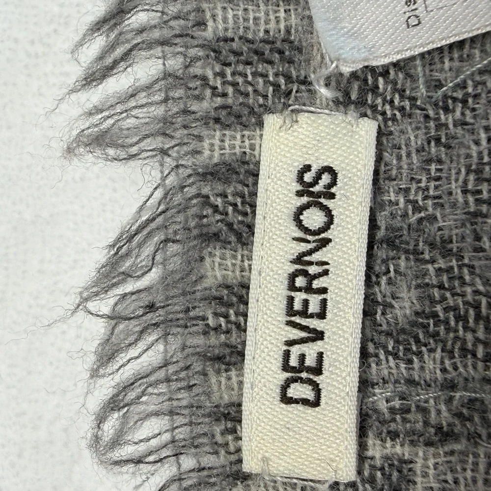 Devernois Paris Grey 100% Wool Beaded Sequin Scarf Tassel Trim Wrap 26x68